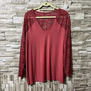 TORRID Super Soft V-Neck Red Crimson Lace Detail Long Sleeve Top Sz 2 Blouse